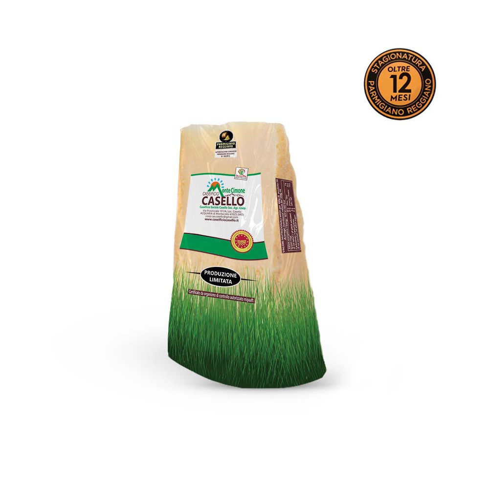 Parmigiano Reggiano da 1 chilo sottovuoto con in alto a destra bollino di stagionatura di 12 mesi Parmigiano Reggiano da 1 chilo sottovuoto con in alto a destra bollino di stagionatura di 12 mesi